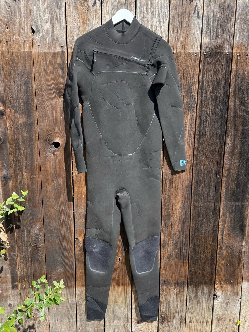 Patagonia R1 (3/2) Front Zip Wetsuit - Mens XL